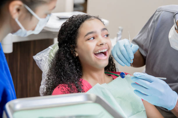 Best Dentist Open Late Near Me  in Olivarez, TX