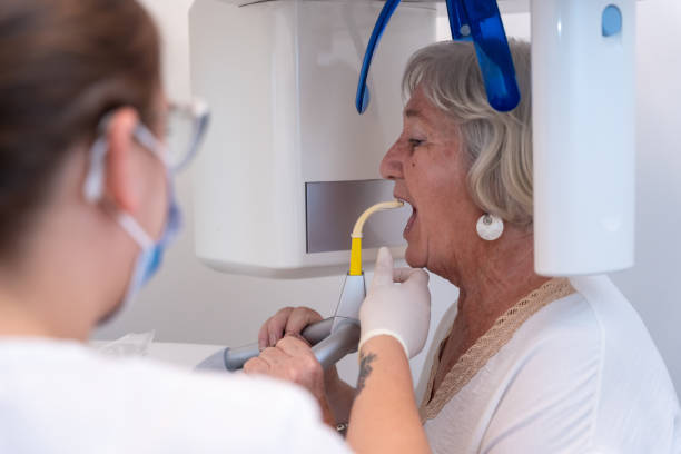 Best Emergency Tooth Extraction  in Olivarez, TX